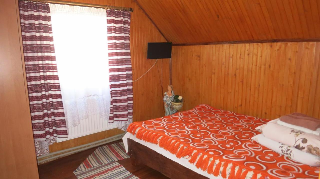 Cottage V Gorakh Izky Exterior foto